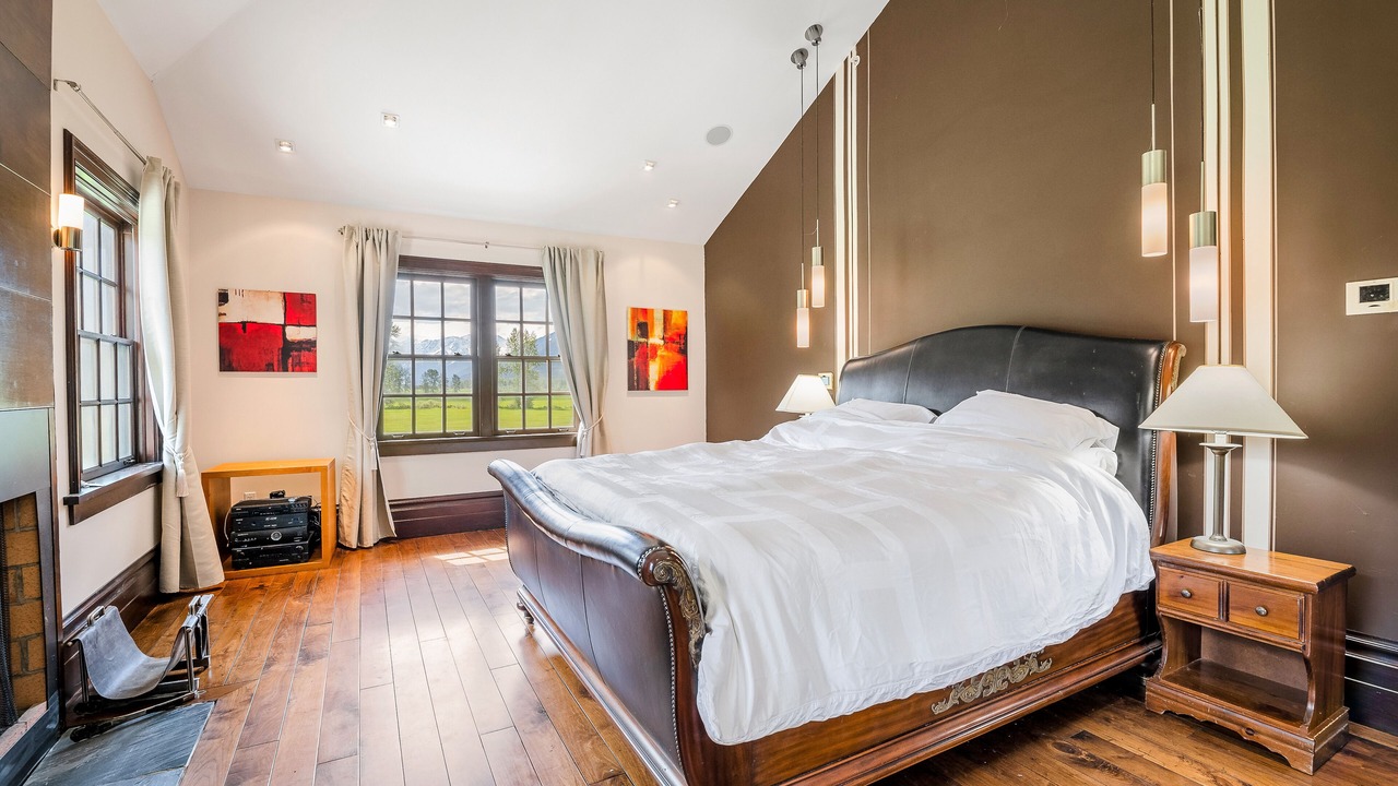 Photo of Bedroom in Pemberton Meadows