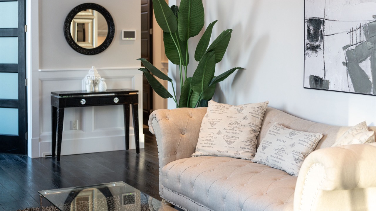 Photo of Livingroom in Burnaby