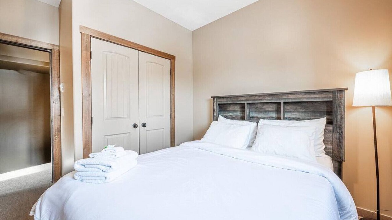 Photo of Bedroom in The Forest