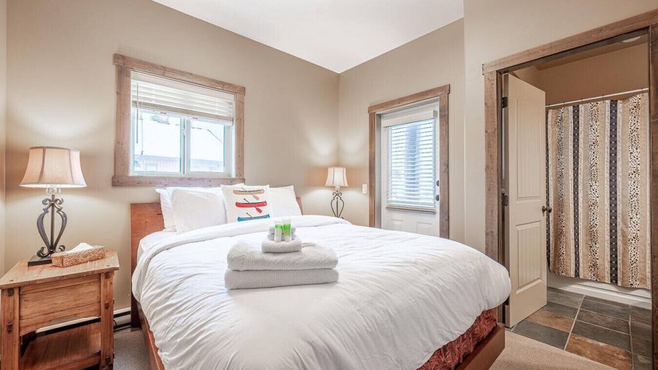 Photo of Bedroom in The Forest