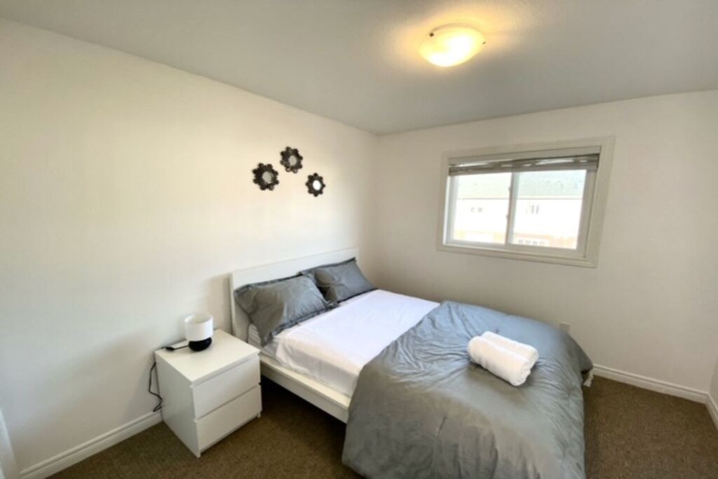 Photo of Bedroom in Thorold