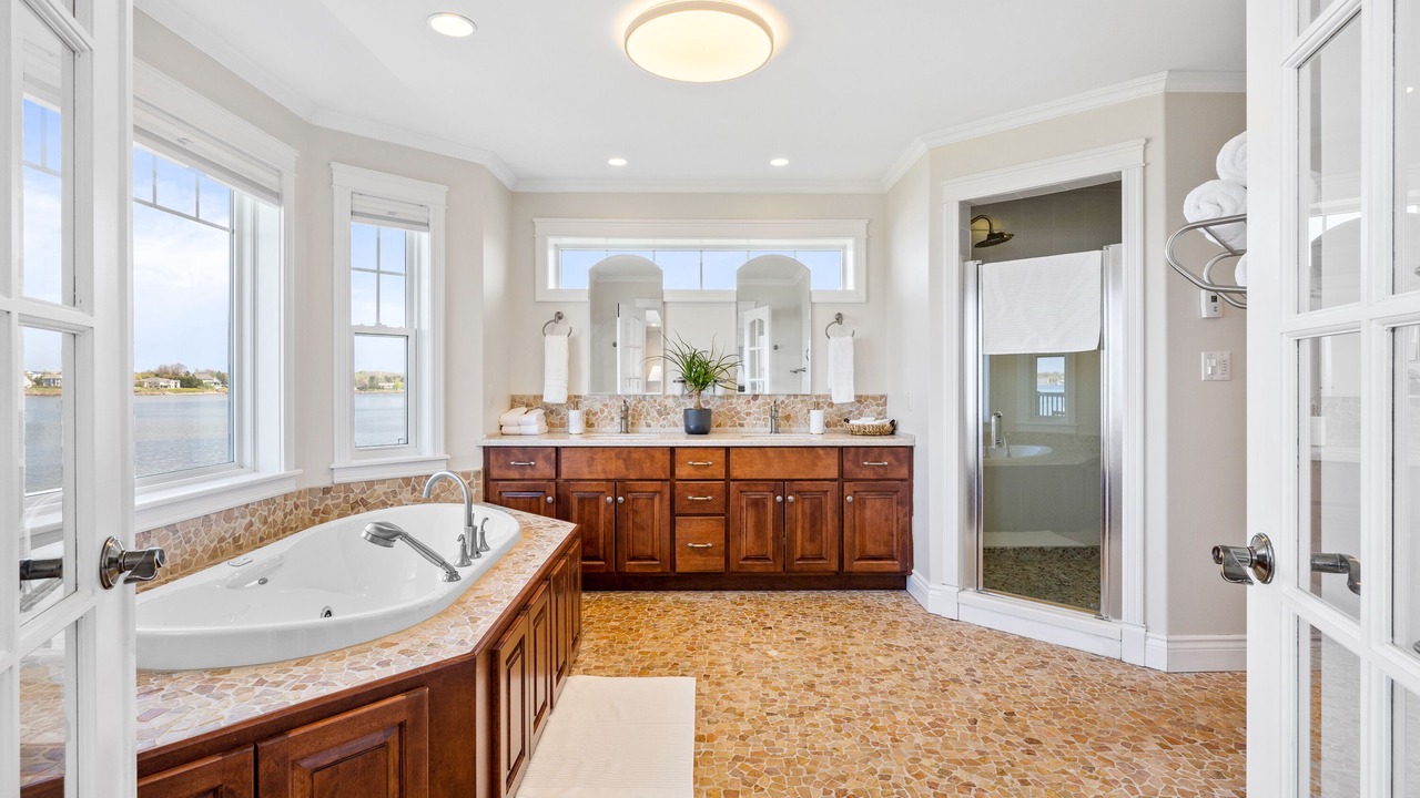 Photo of Bathroom in Queens County