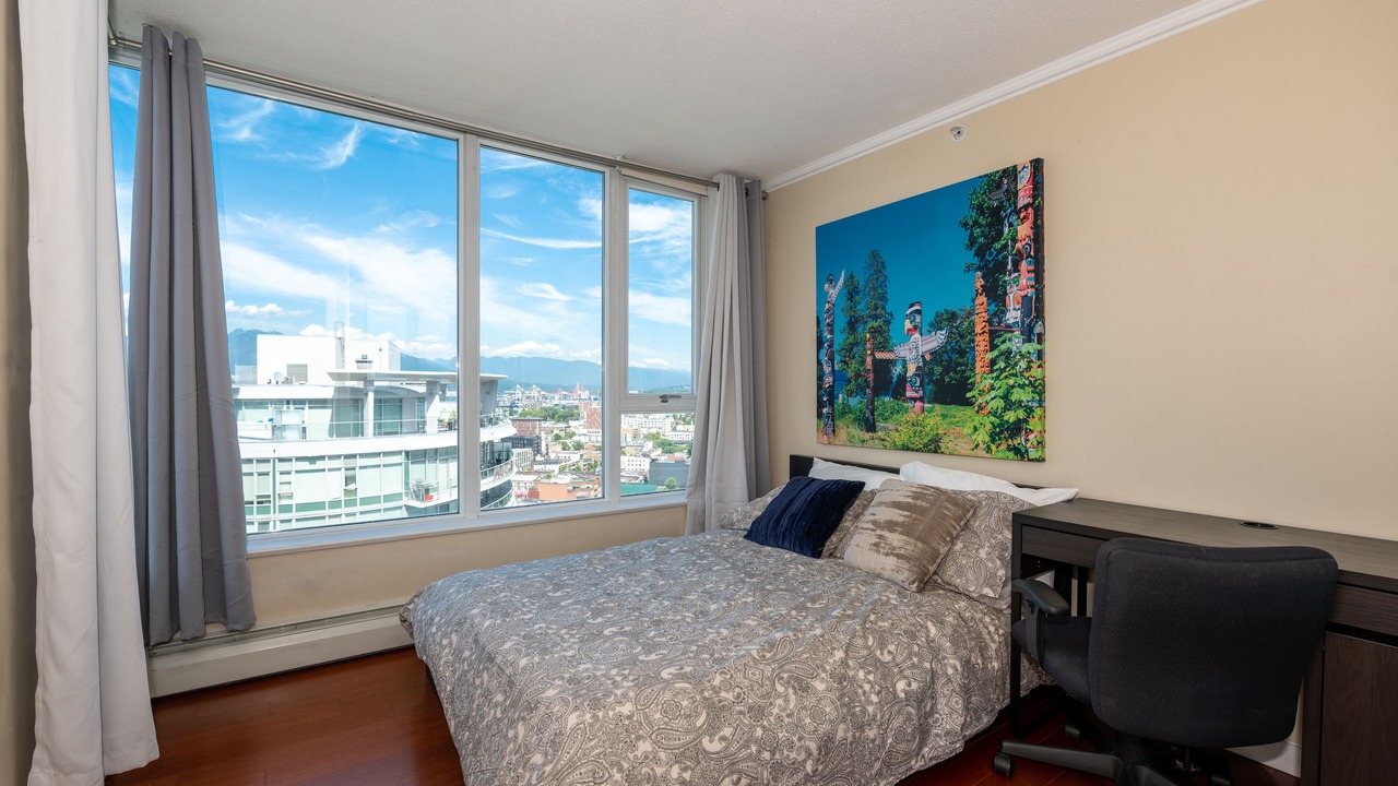 Photo of Bedroom in Crosstown