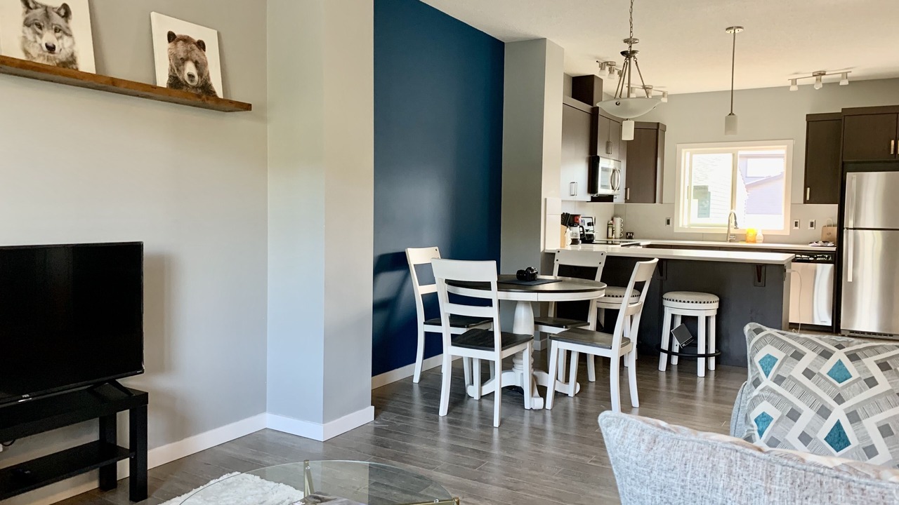 Photo of Livingroom in Cochrane