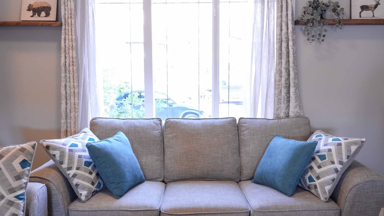 Photo of Livingroom in Cochrane