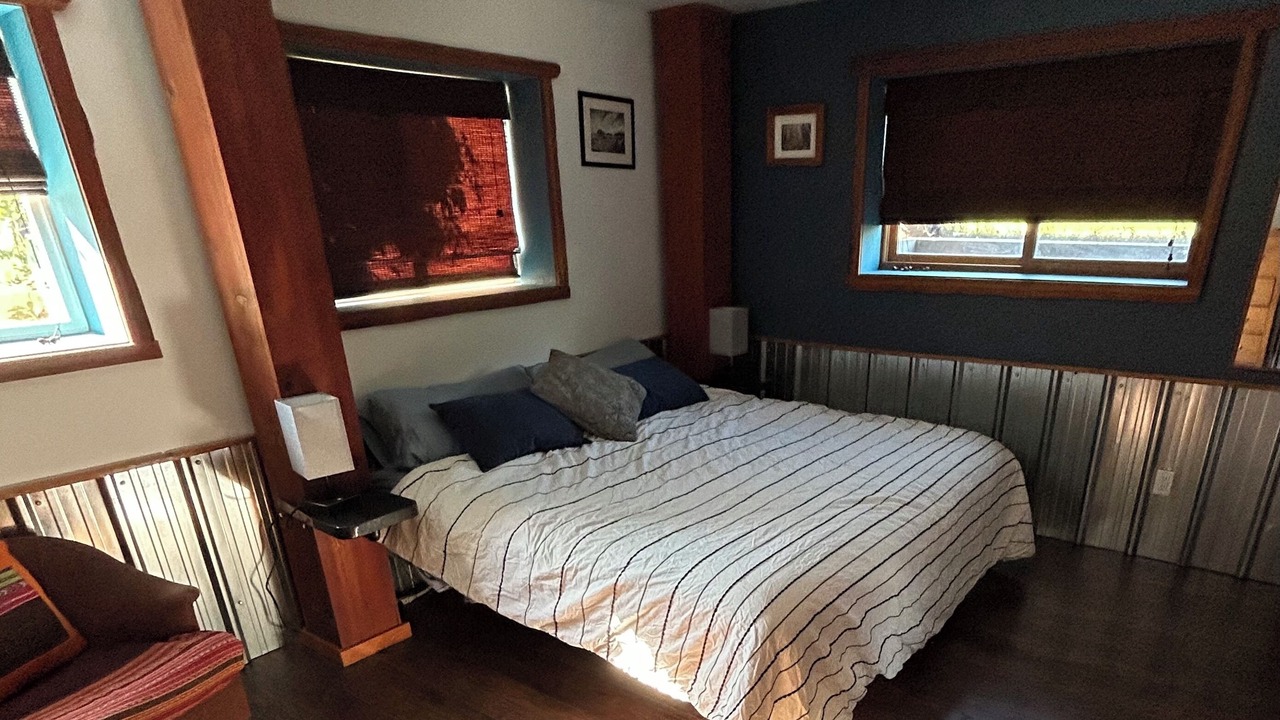 Photo of Bedroom in East Kootenay