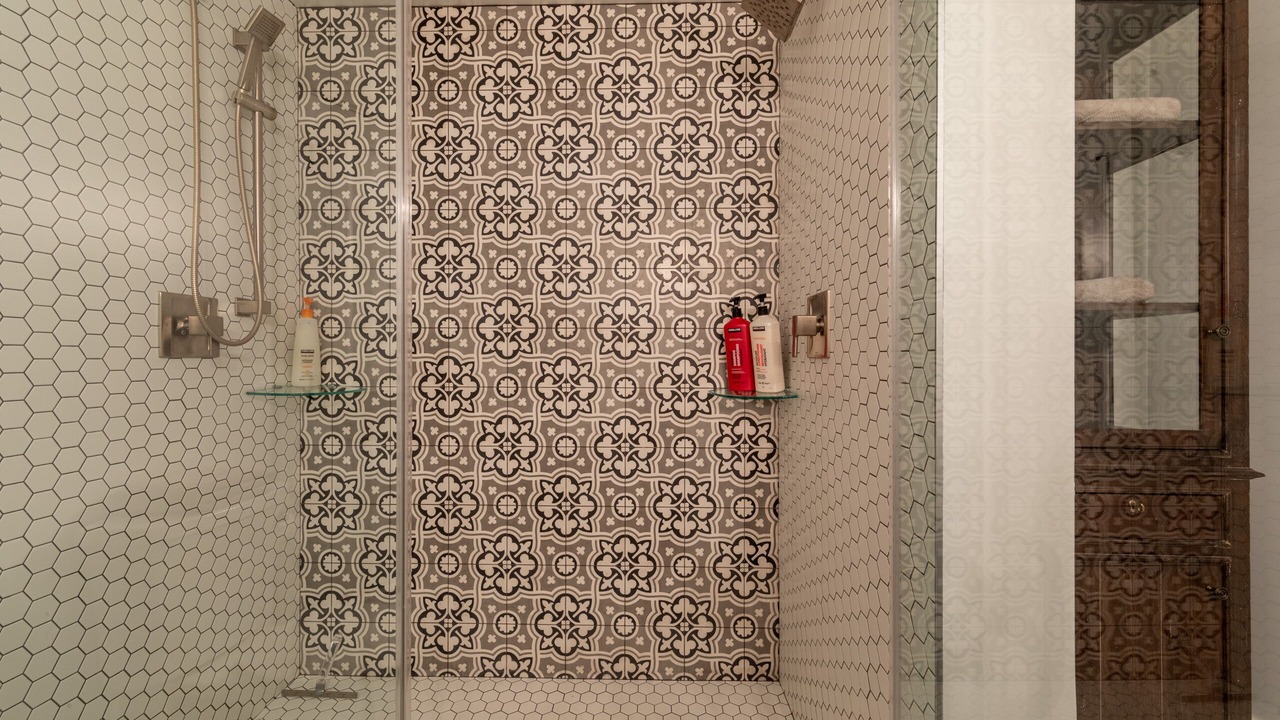 Photo of Bathroom in Golden
