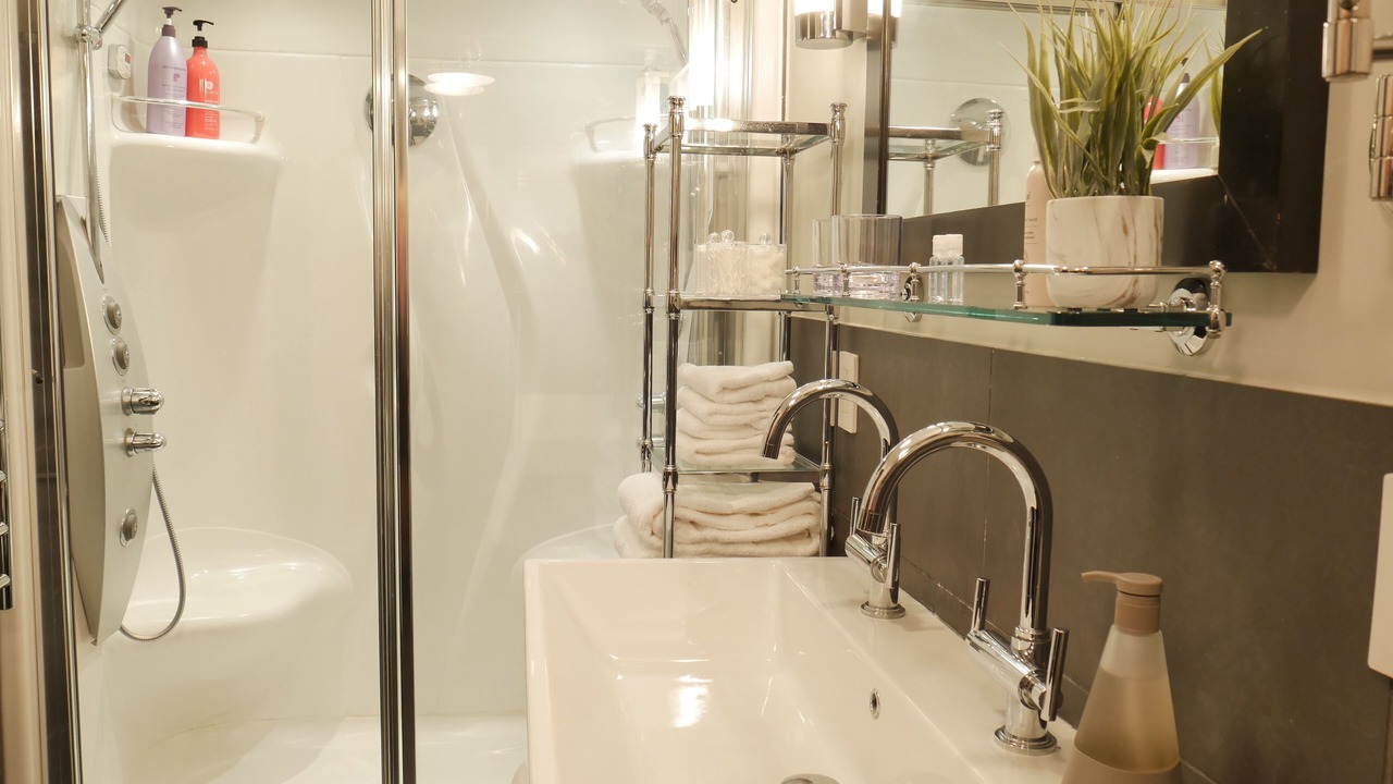 Photo of Bathroom in Kitsilano