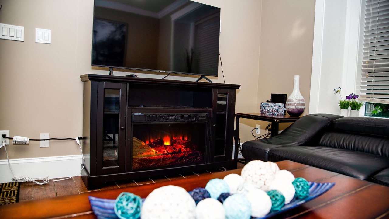 Photo of Livingroom in Guildford