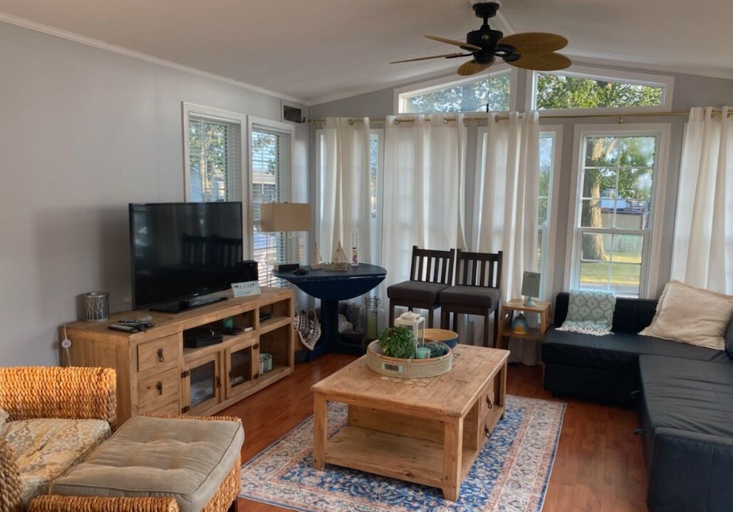 Photo of Livingroom in Sherkston