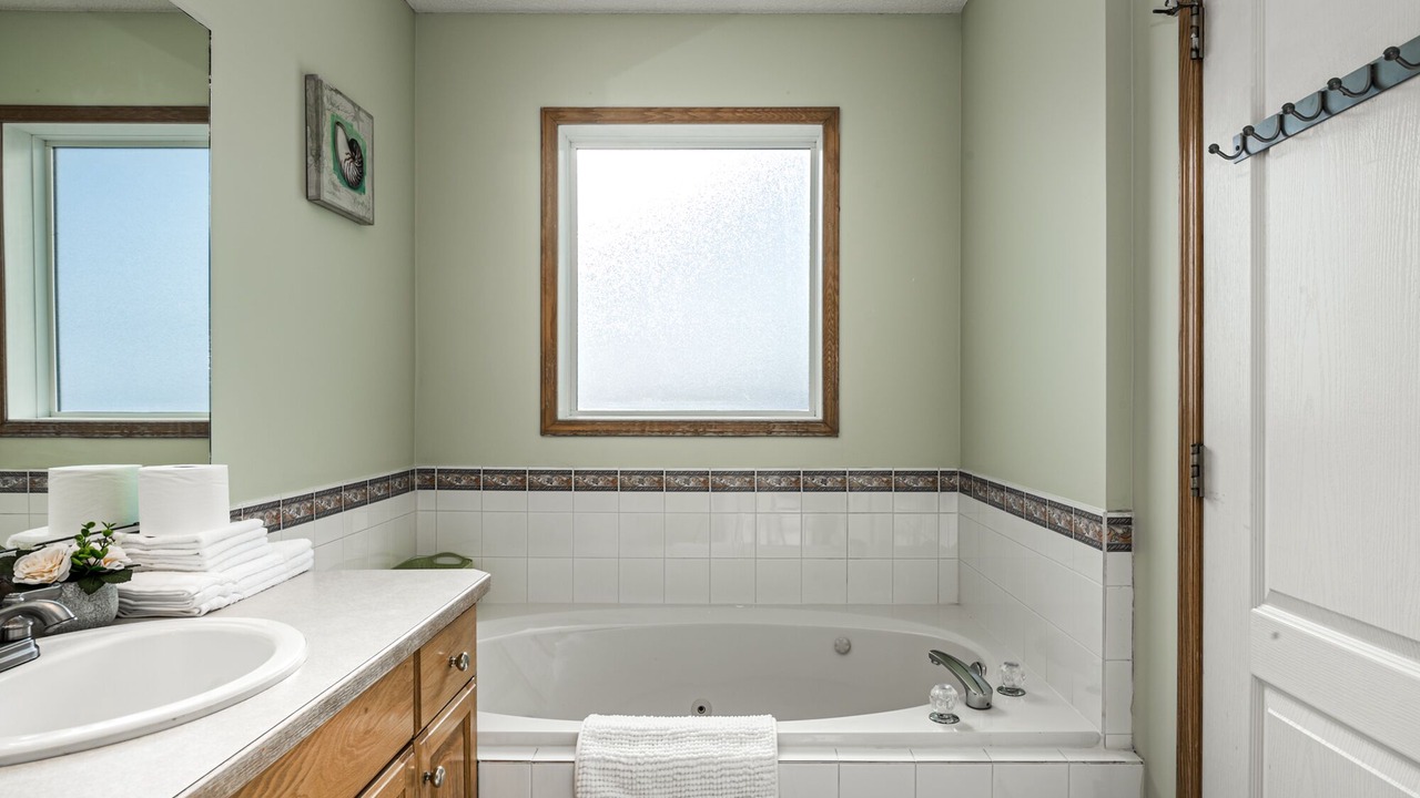 Photo of Bathroom in Country Hills