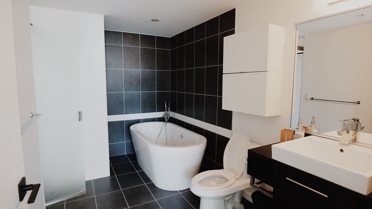 Photo of Bathroom in Crosstown