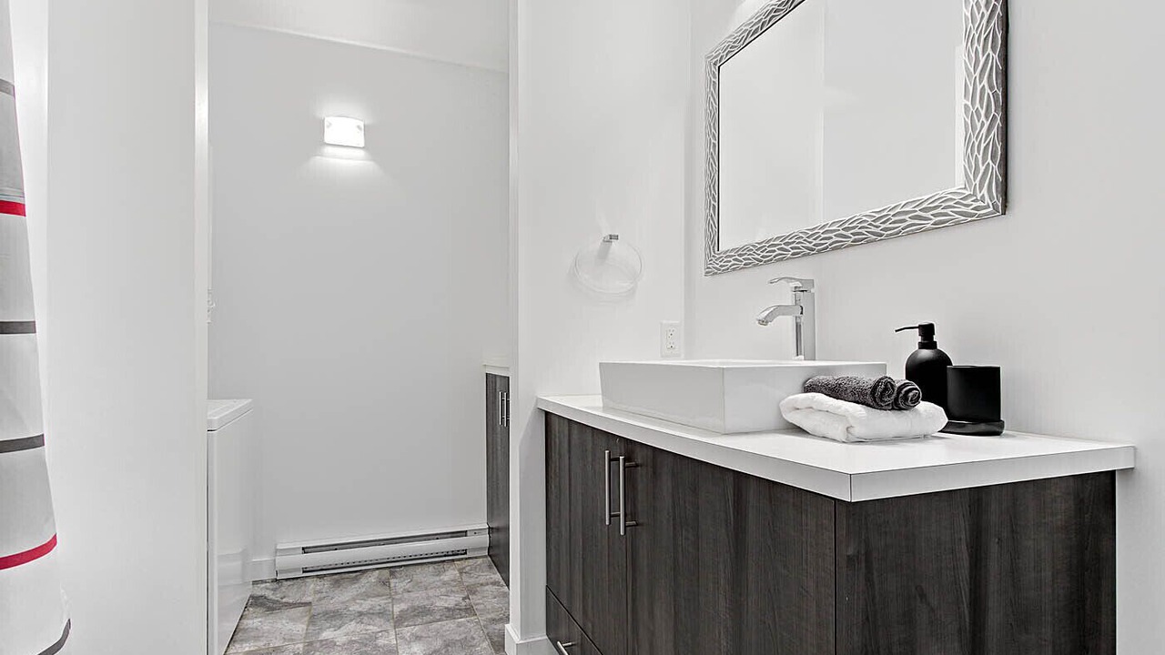 Photo of Bathroom in Neuville