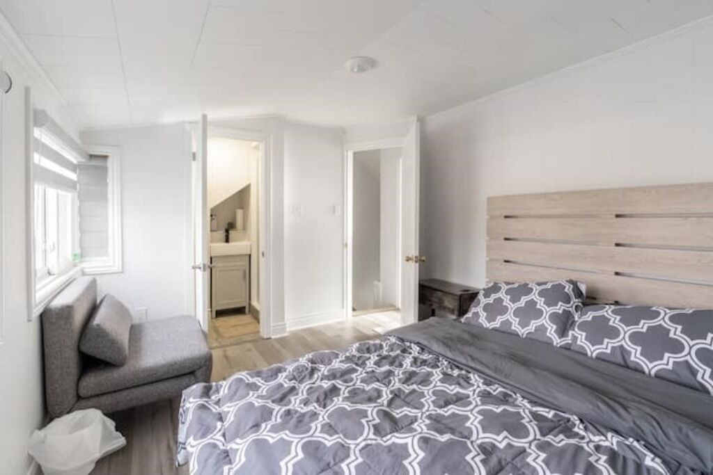 Photo of Bedroom in Amherstburg