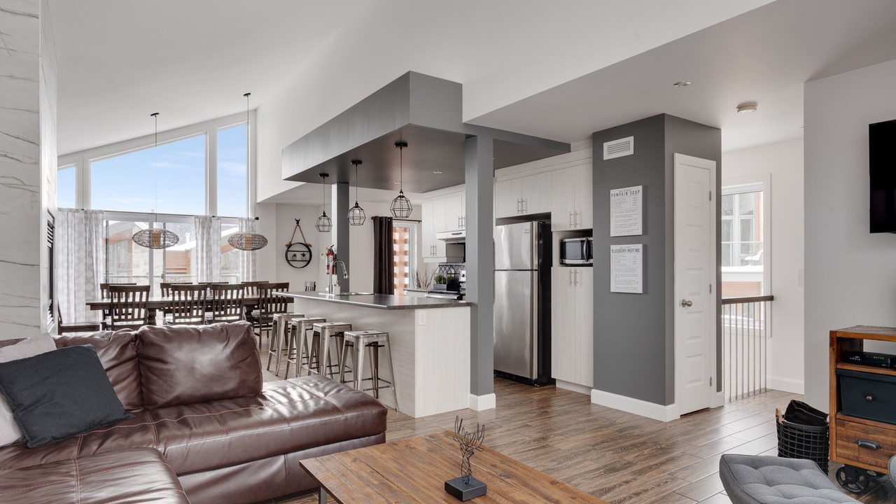 Photo of Livingroom in Stoneham