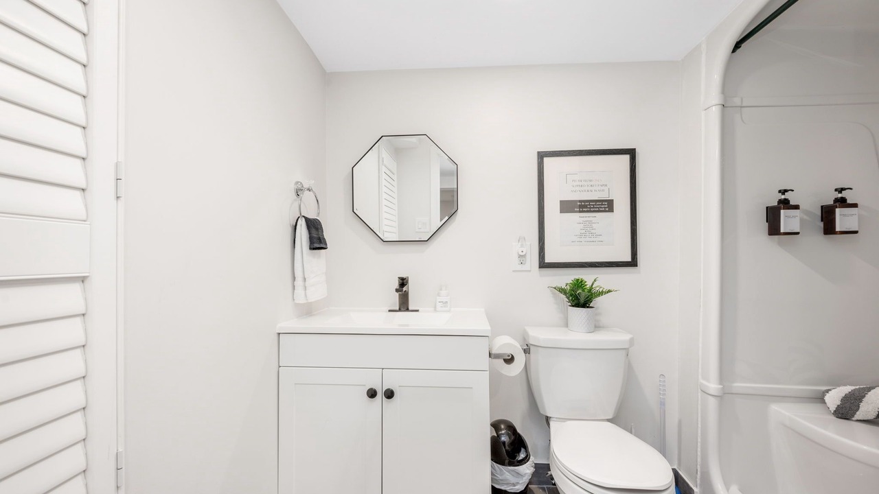 Photo of Bathroom in Lanark Highlands