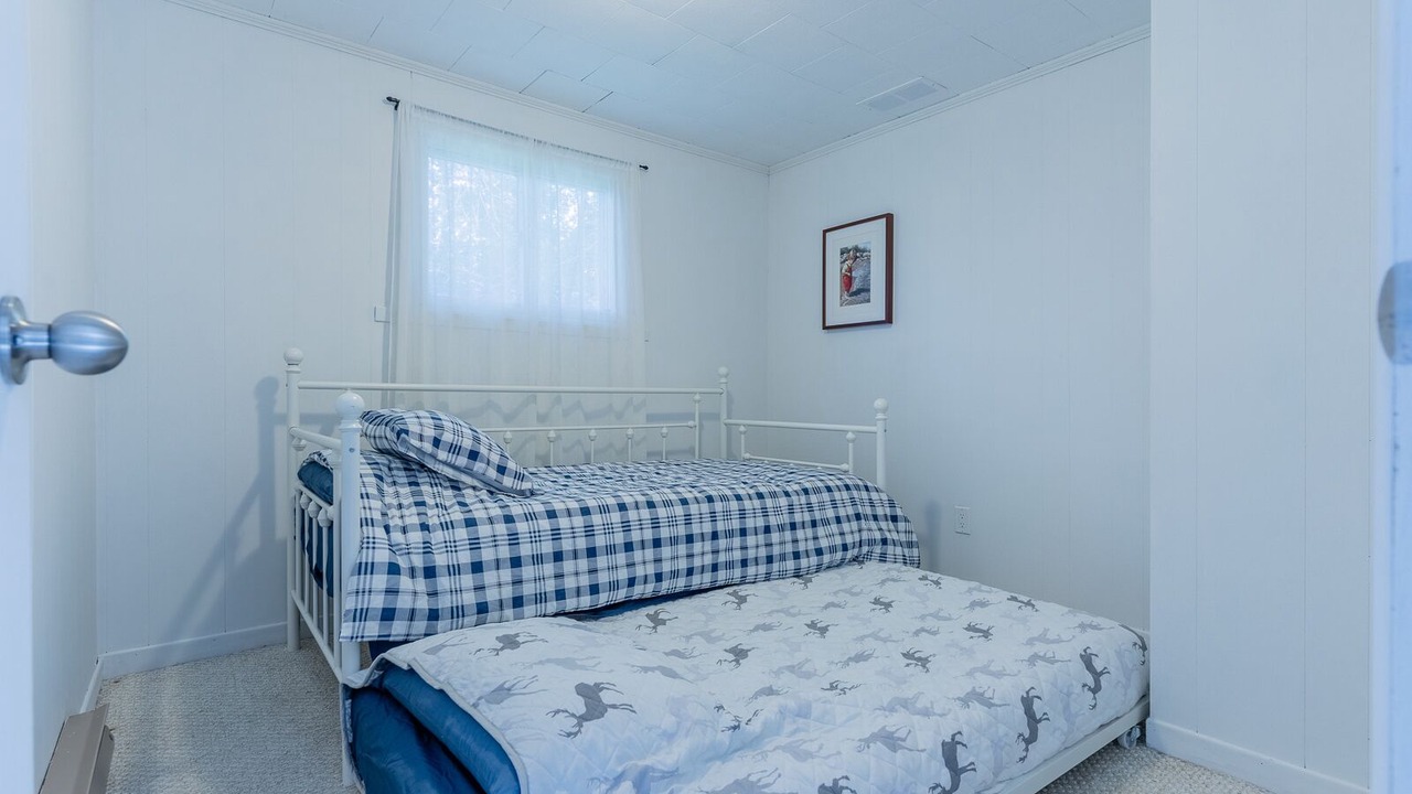 Photo of Bedroom in Bobcaygeon
