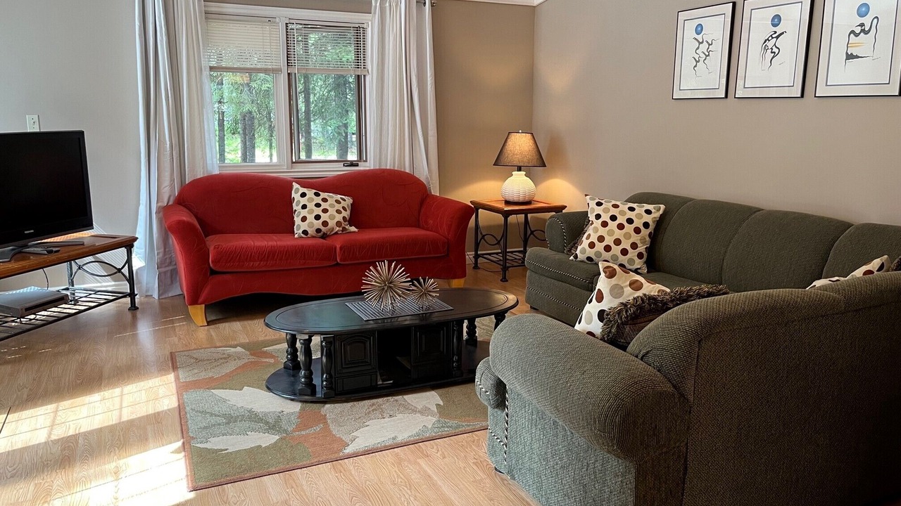 Photo of Livingroom in Candle Lake