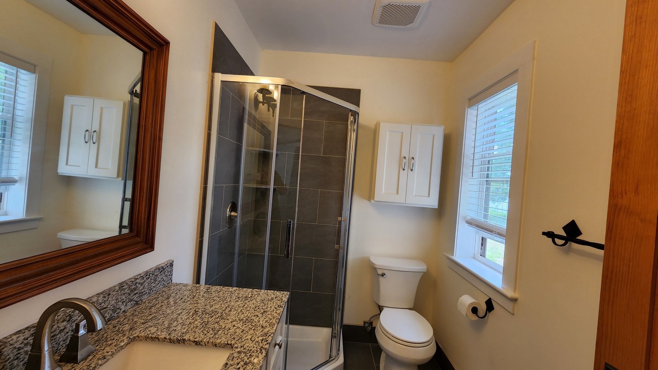 Photo of Bathroom in Lansdowne