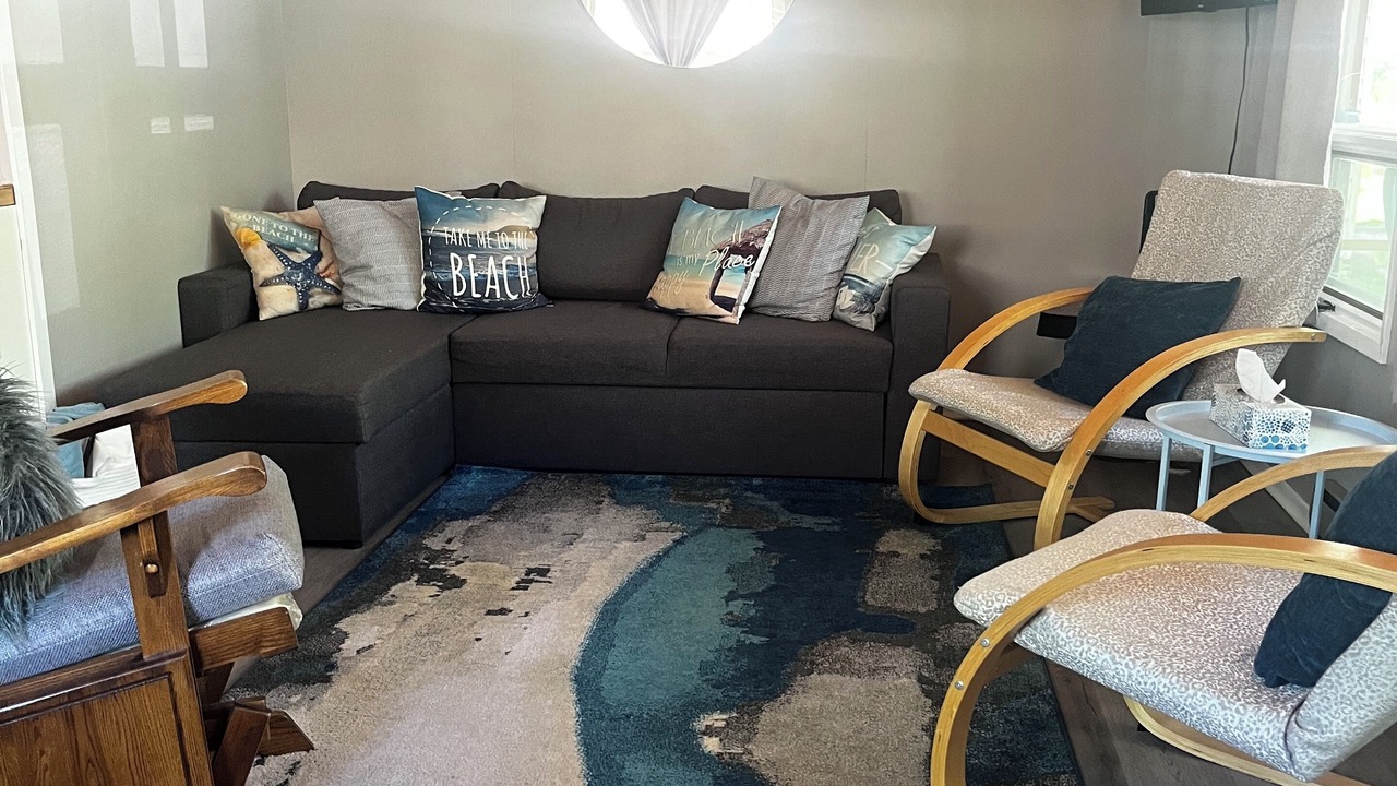 Photo of Livingroom in Grand Beach