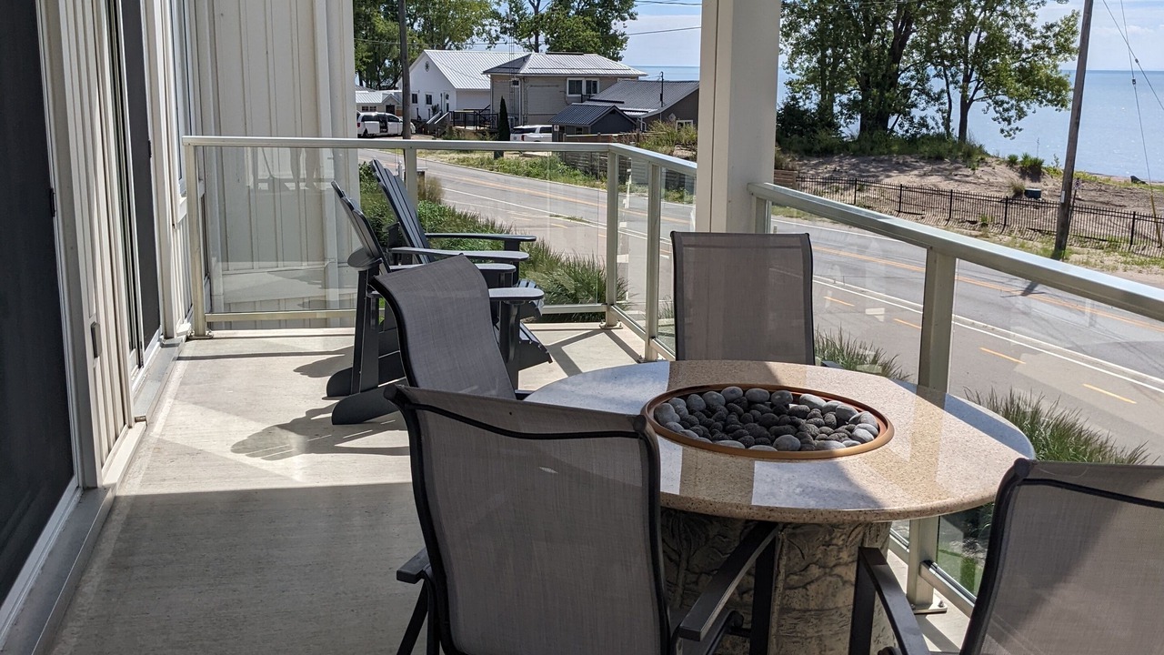 Photo of Others in Long Point
