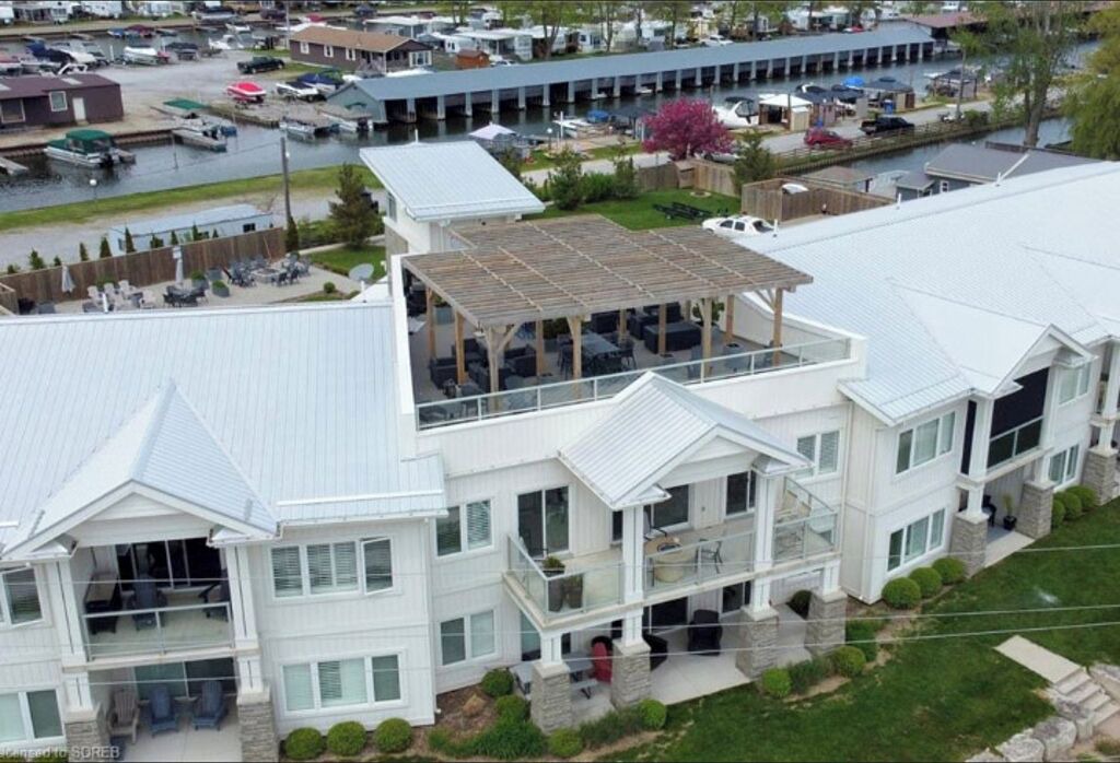 Photo of Outdoor in Long Point