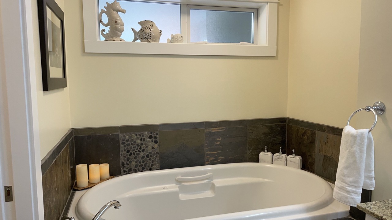 Photo of Bathroom in Regional District of Nanaimo
