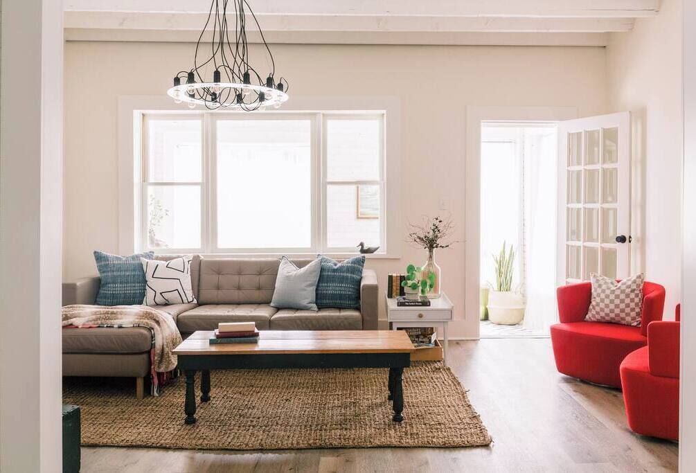 Photo of Livingroom in Prince Edward