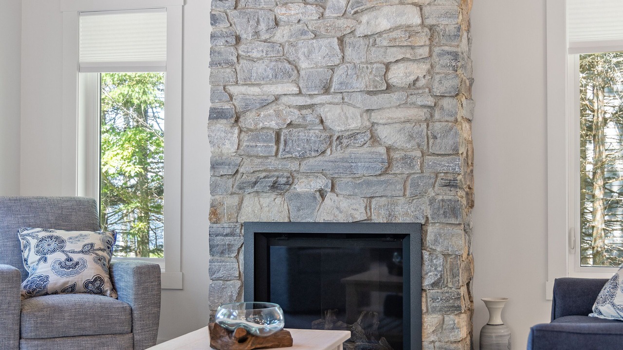 Photo of Livingroom in Bayview