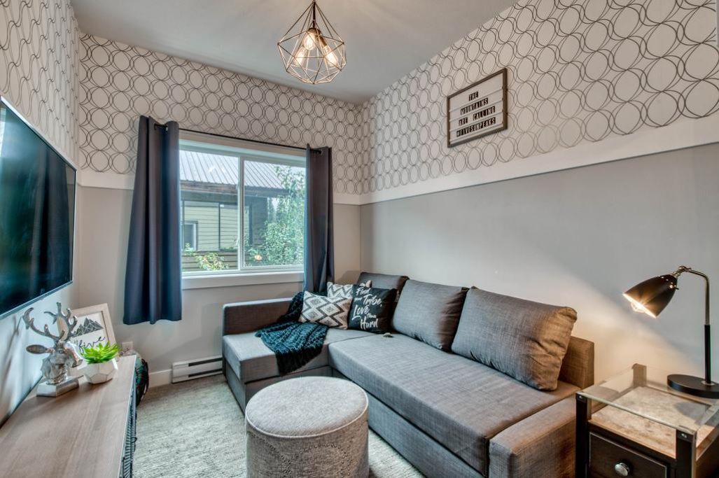 Photo of Livingroom in Fairways