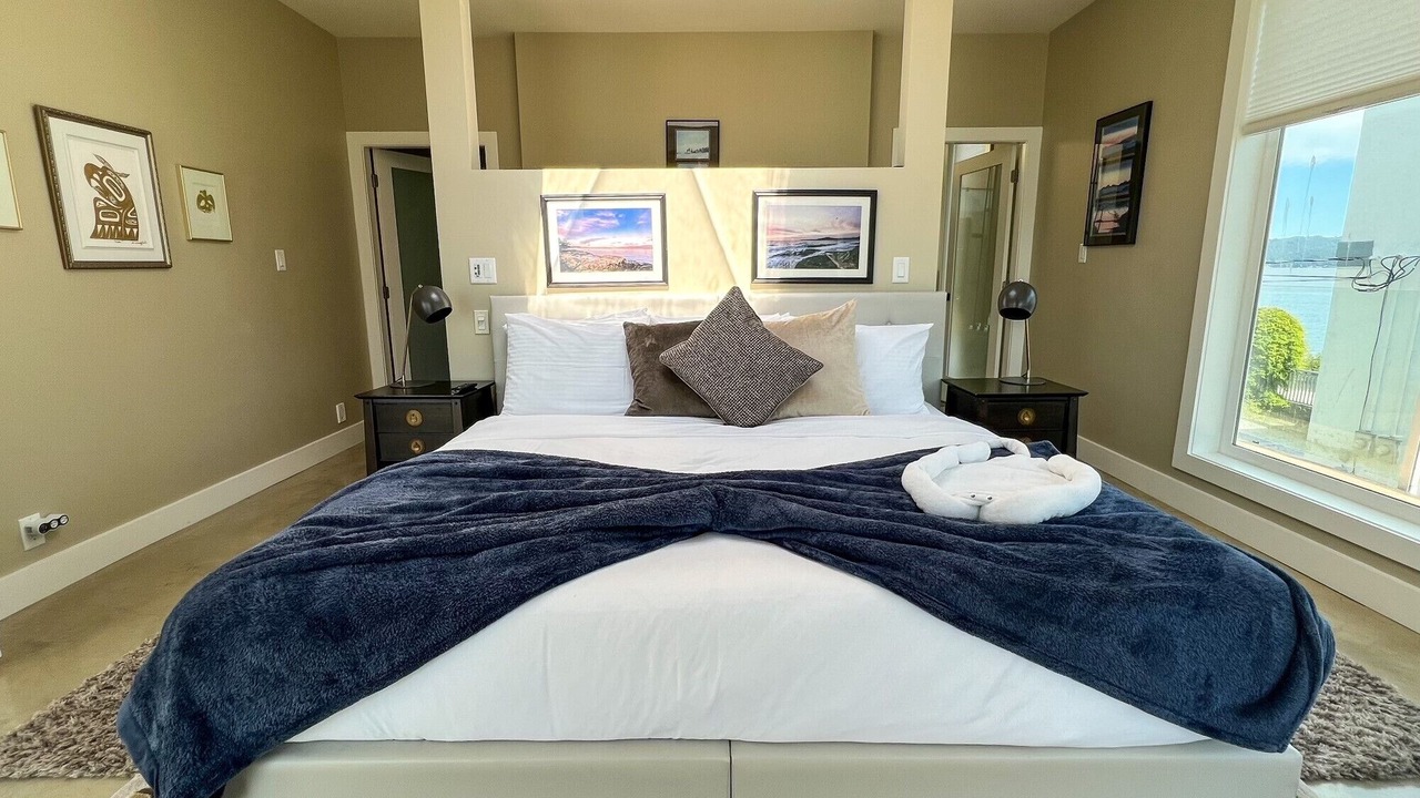 Photo of Bedroom in Sooke