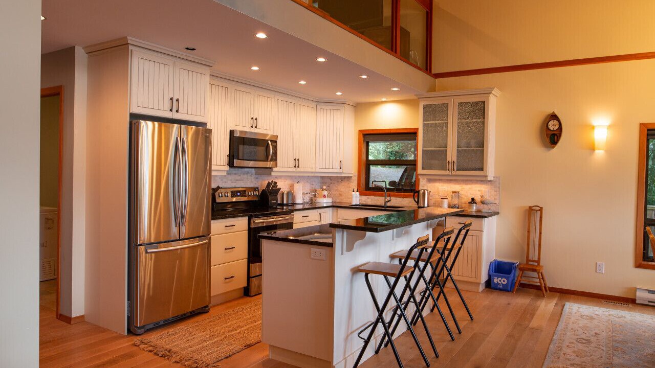 Photo of Kitchen in Harrison Hot Springs