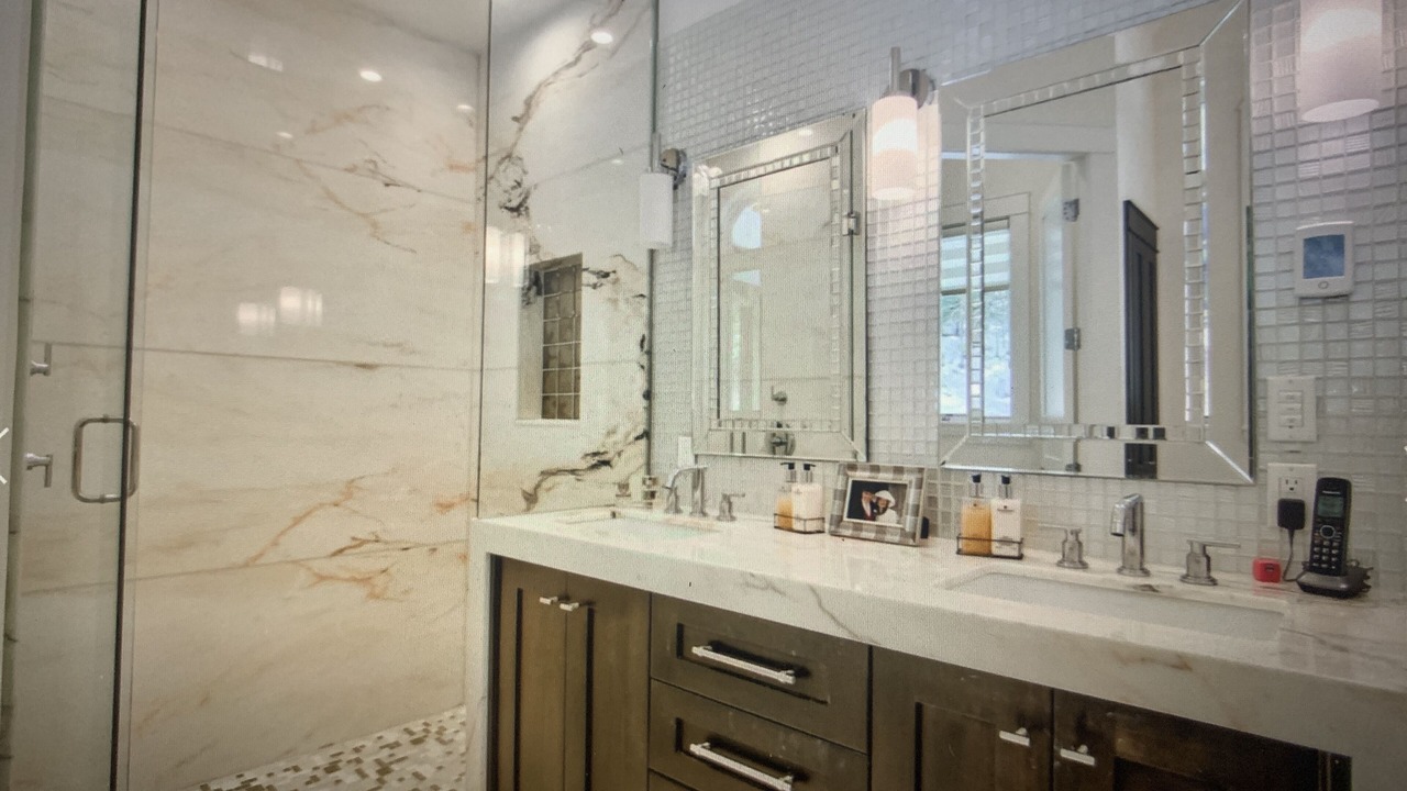 Photo of Bathroom in Revelstoke