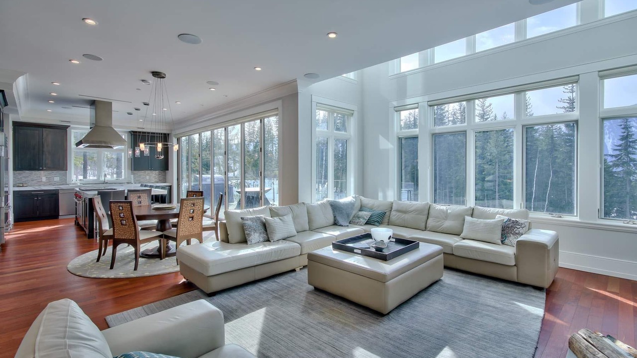 Photo of Livingroom in Revelstoke
