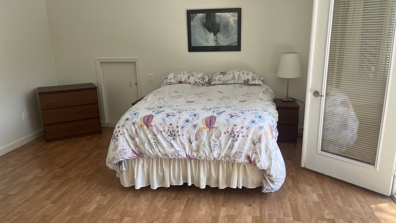 Photo of Bedroom in Youbou