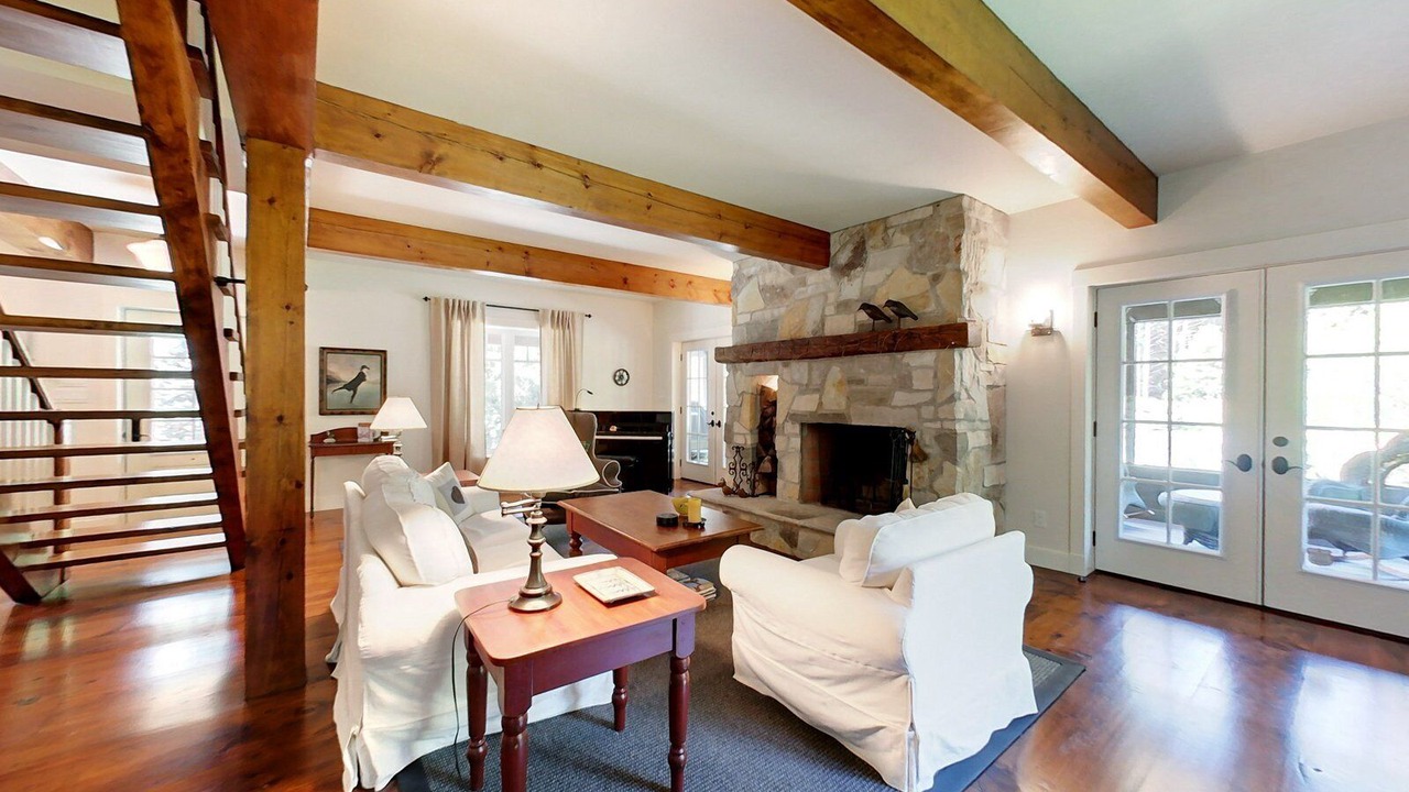 Photo of Livingroom in Clearview
