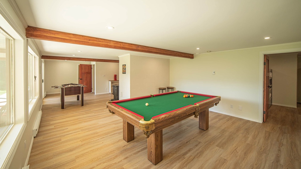 Photo of Bedroom in Ainsworth Hot Springs