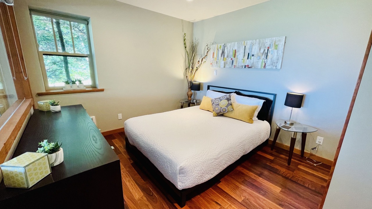 Photo of Bedroom in Otter Point