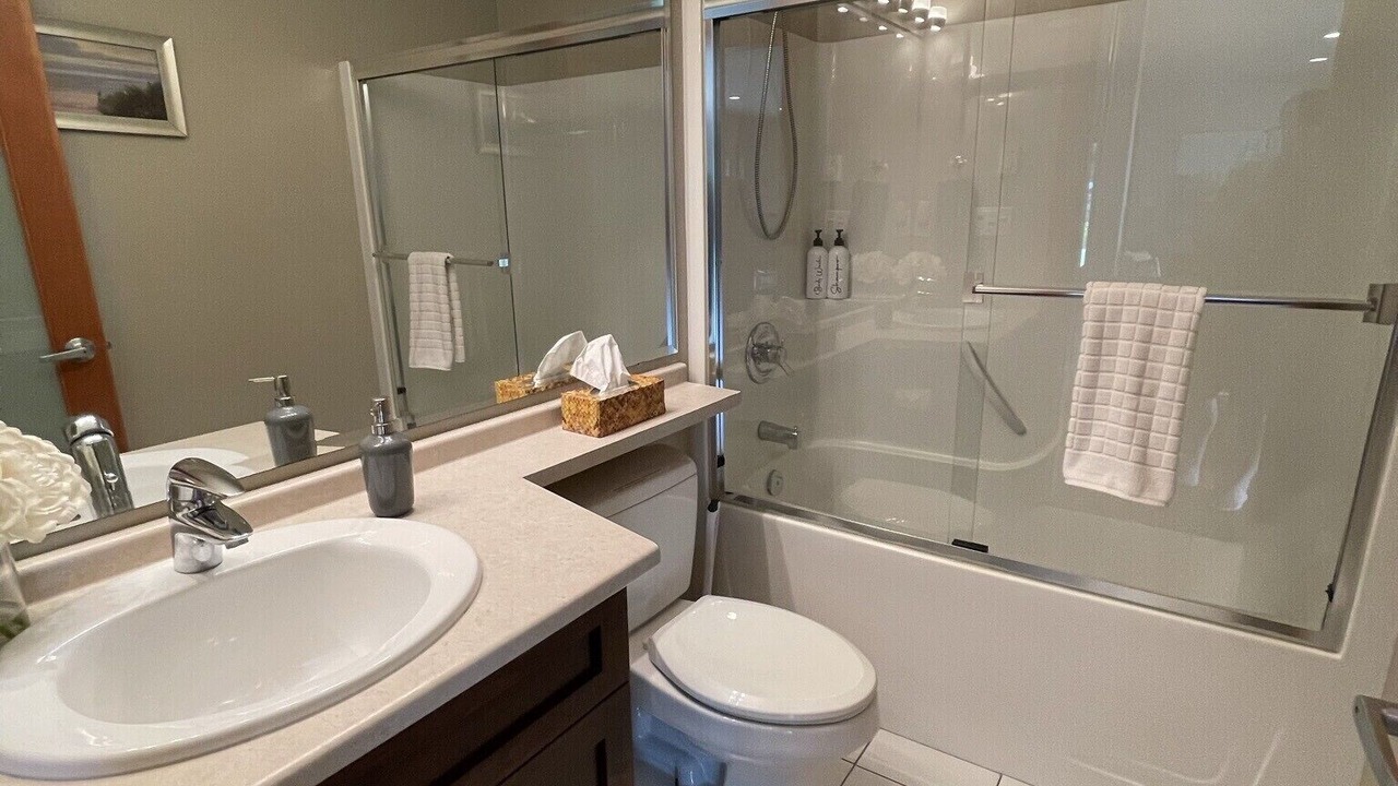 Photo of Bathroom in Otter Point