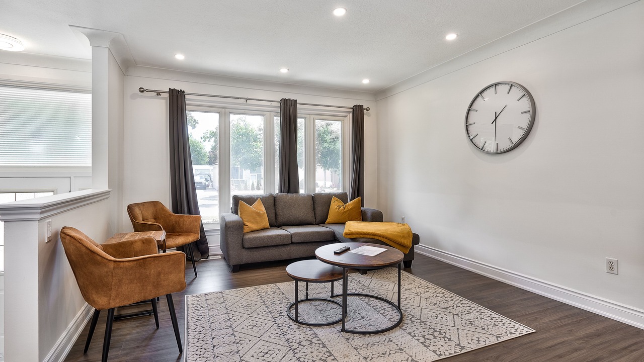Photo of Livingroom in Burlington
