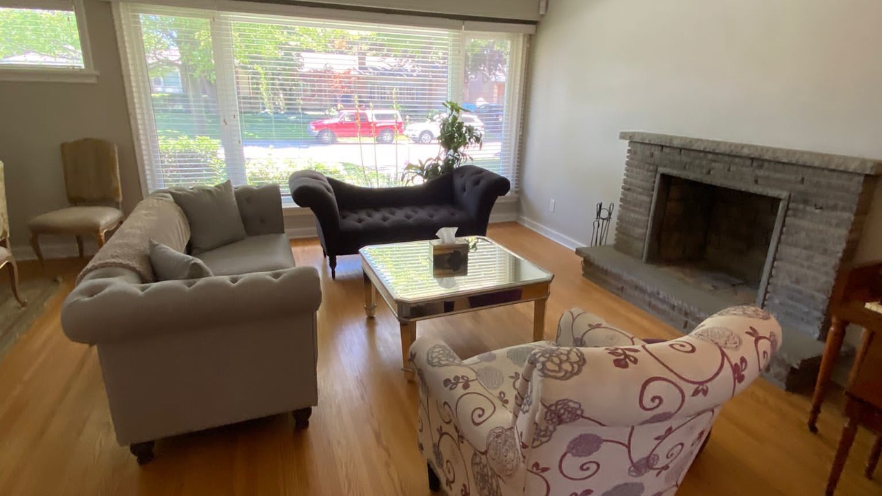 Photo of Livingroom in North York