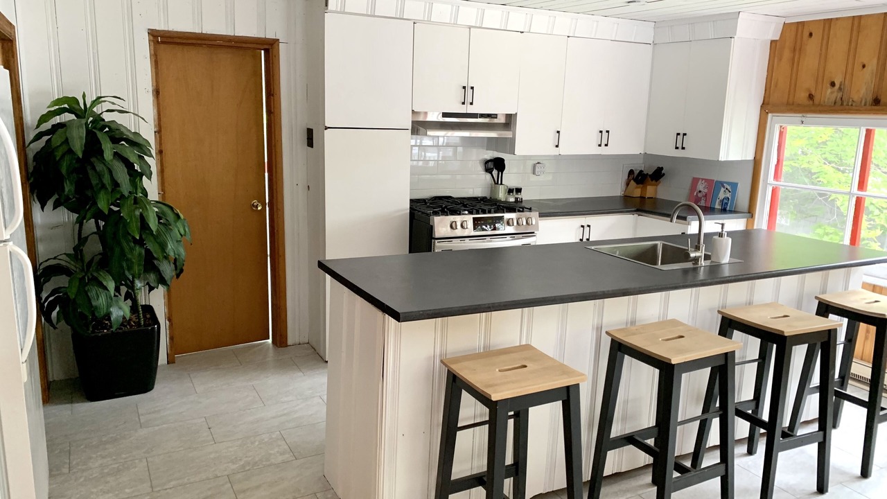 Photo of Kitchen in St-Aubert