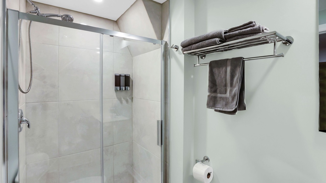 Photo of Bathroom in Niagara Falls