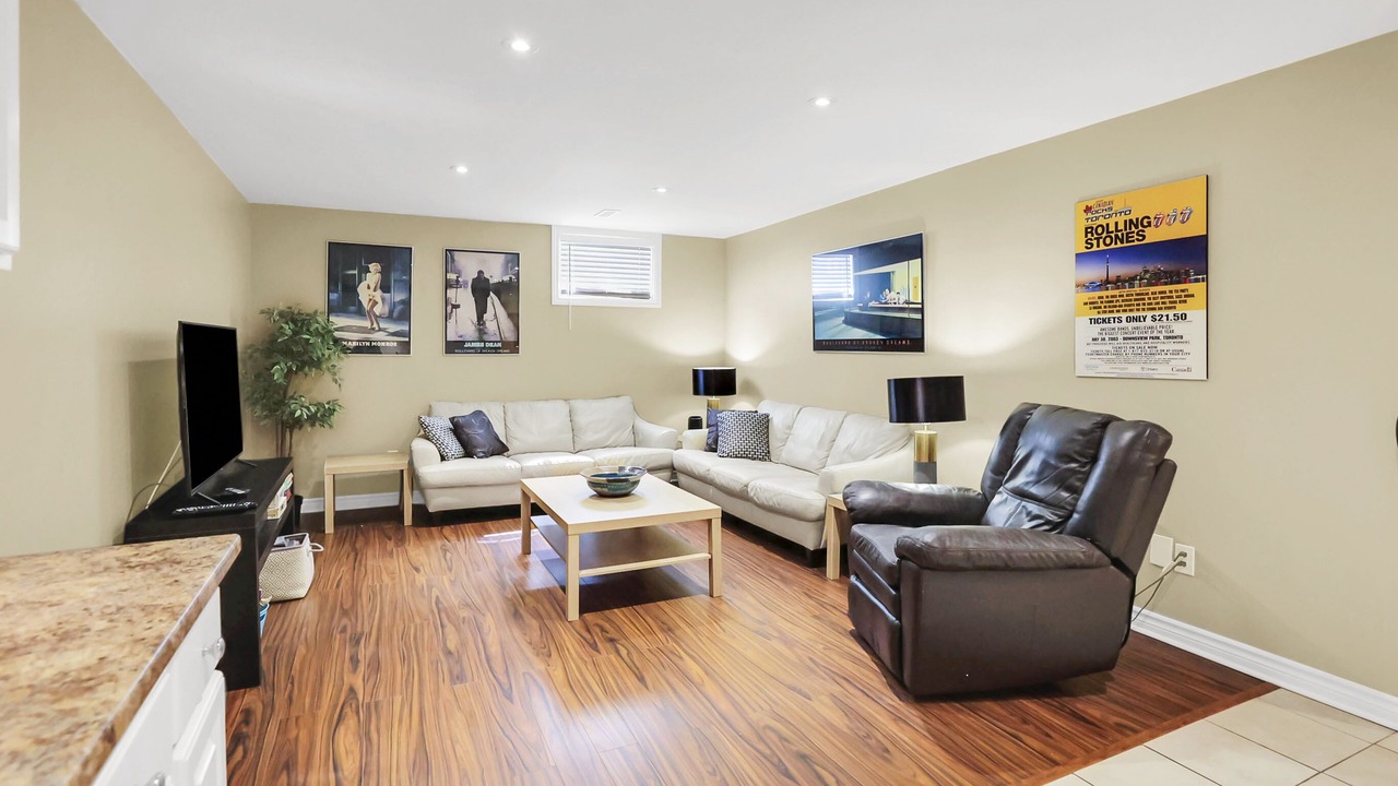 Photo of Livingroom in Niagara Falls