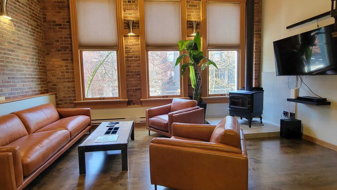 Photo of Bedroom in Gastown