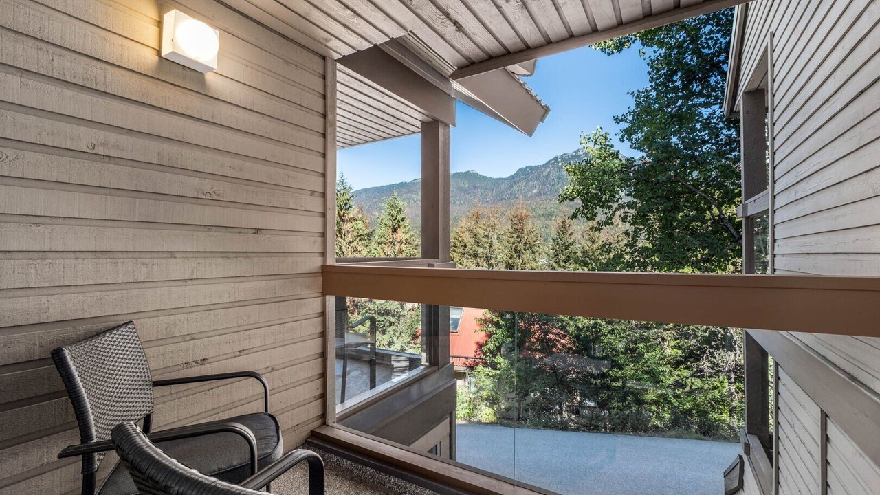Photo of Patio Balcony in Whistler Creekside