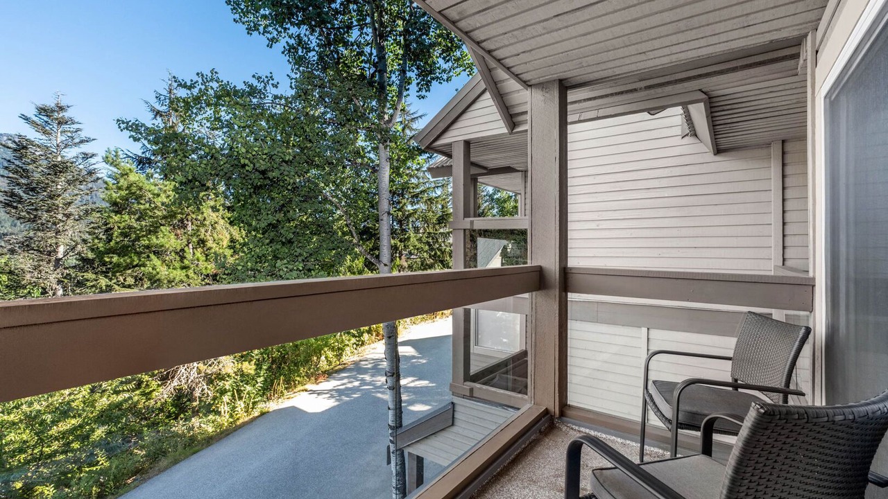 Photo of Patio Balcony in Whistler Creekside