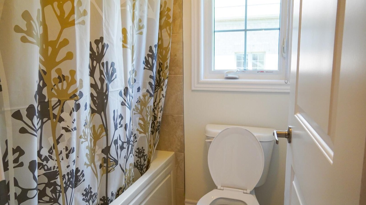 Photo of Bathroom in Carrying Place