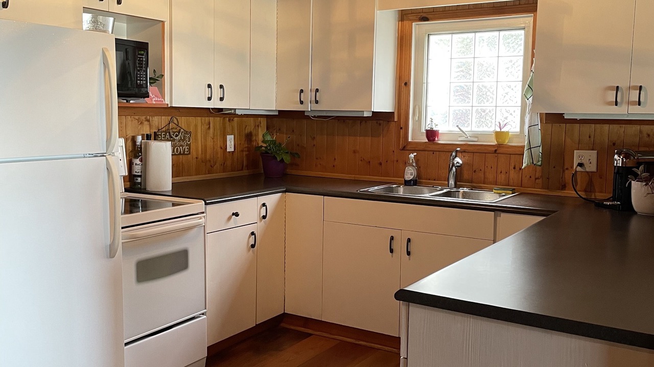 Photo of Kitchen in Central Alberta