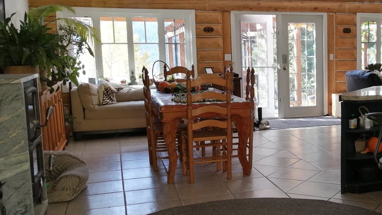 Photo of Livingroom in Golden